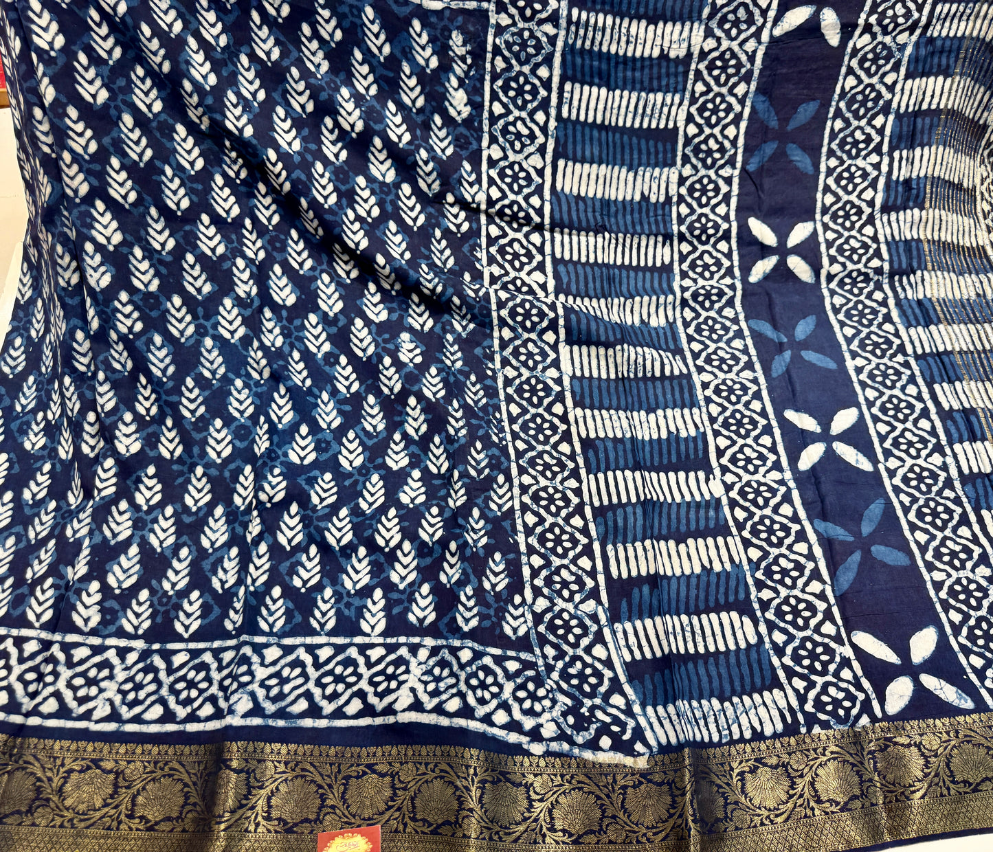 Pure Cotton Block Print With Zari Border Dn-5410