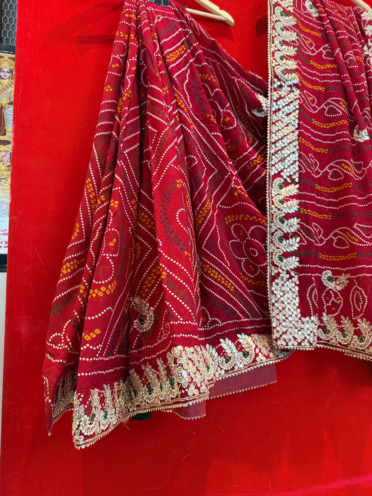 Beautiful Red Bandhej Chunnri